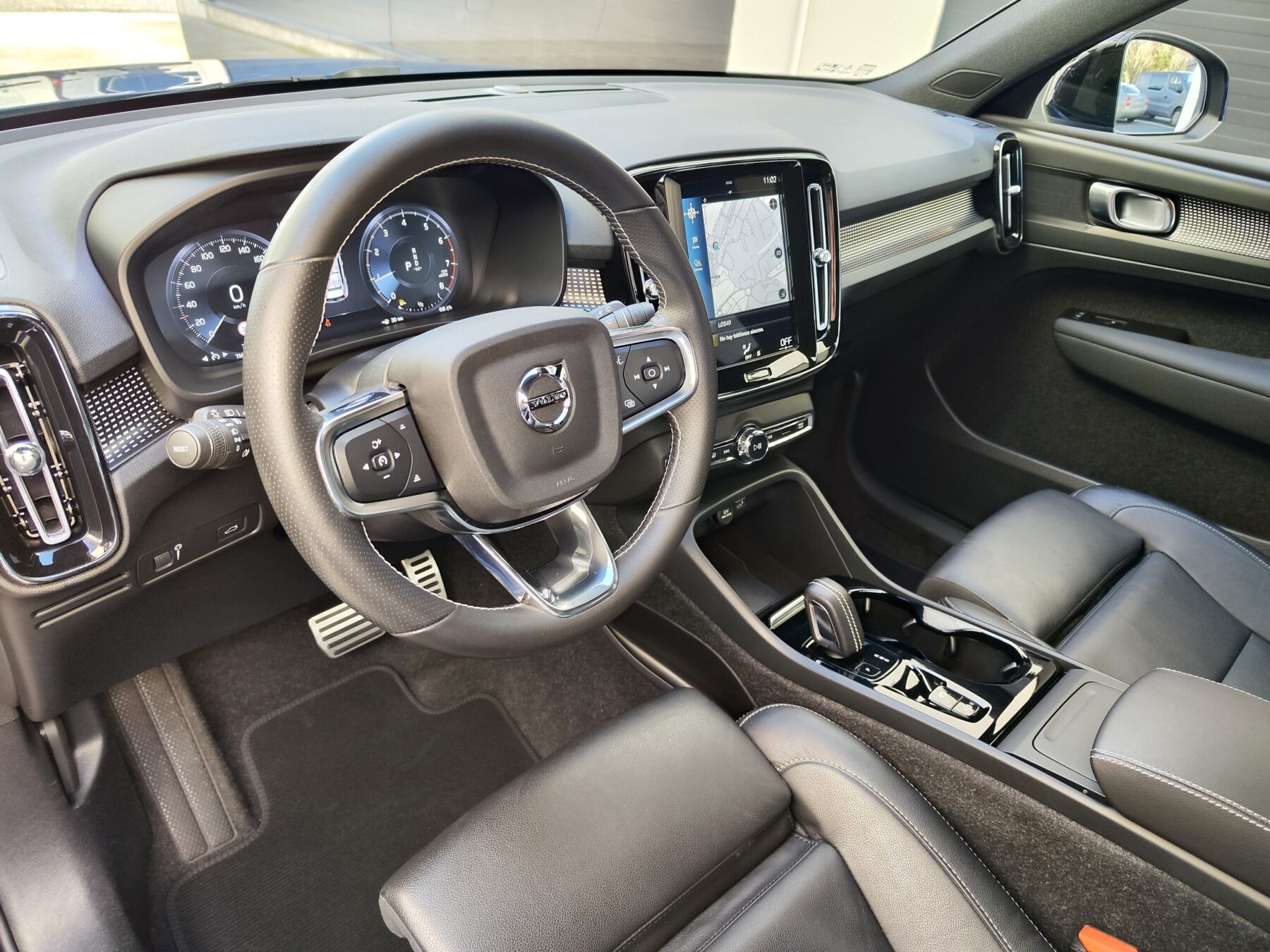 VOLVO XC40 RDESIGN AUTO T3 163 CV