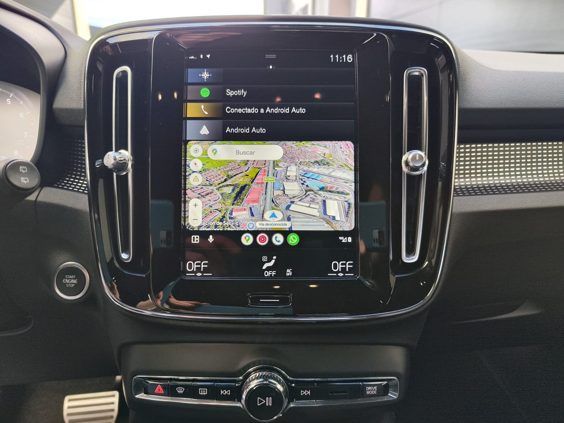 VOLVO XC40 RDESIGN AUTO T3 163 CV