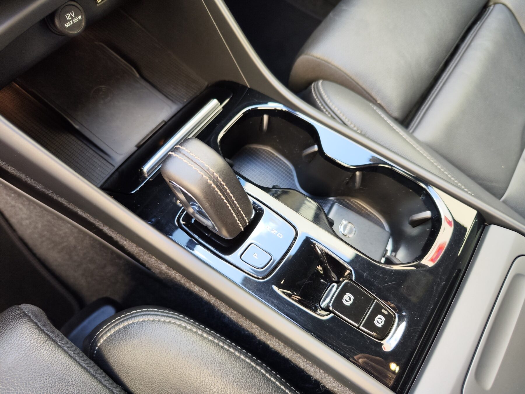 VOLVO XC40 RDESIGN AUTO T3 163 CV