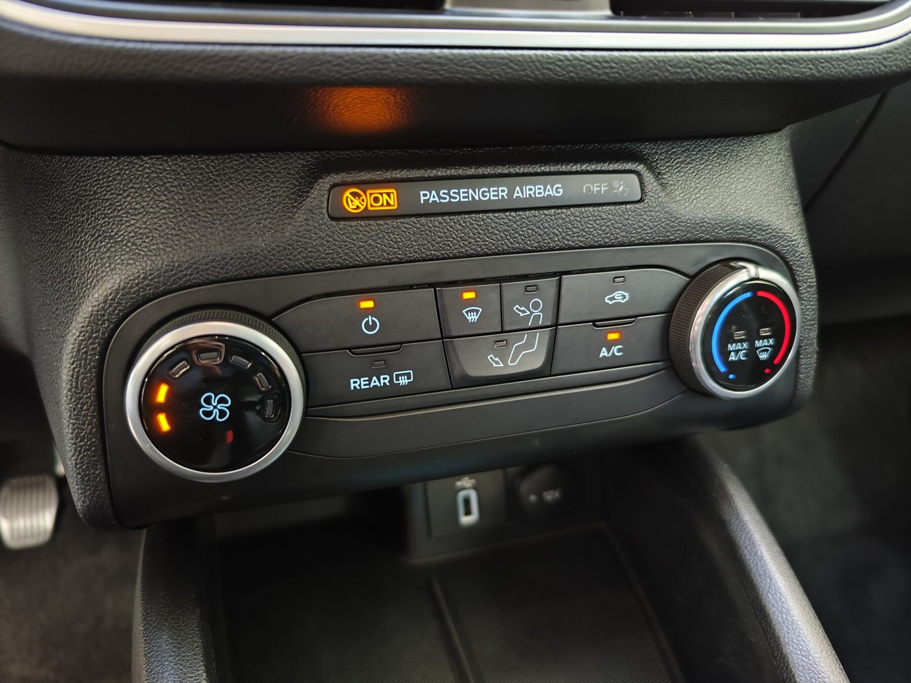 FORD FOCUS Trend+ Sportbreak 1.5 120 CV