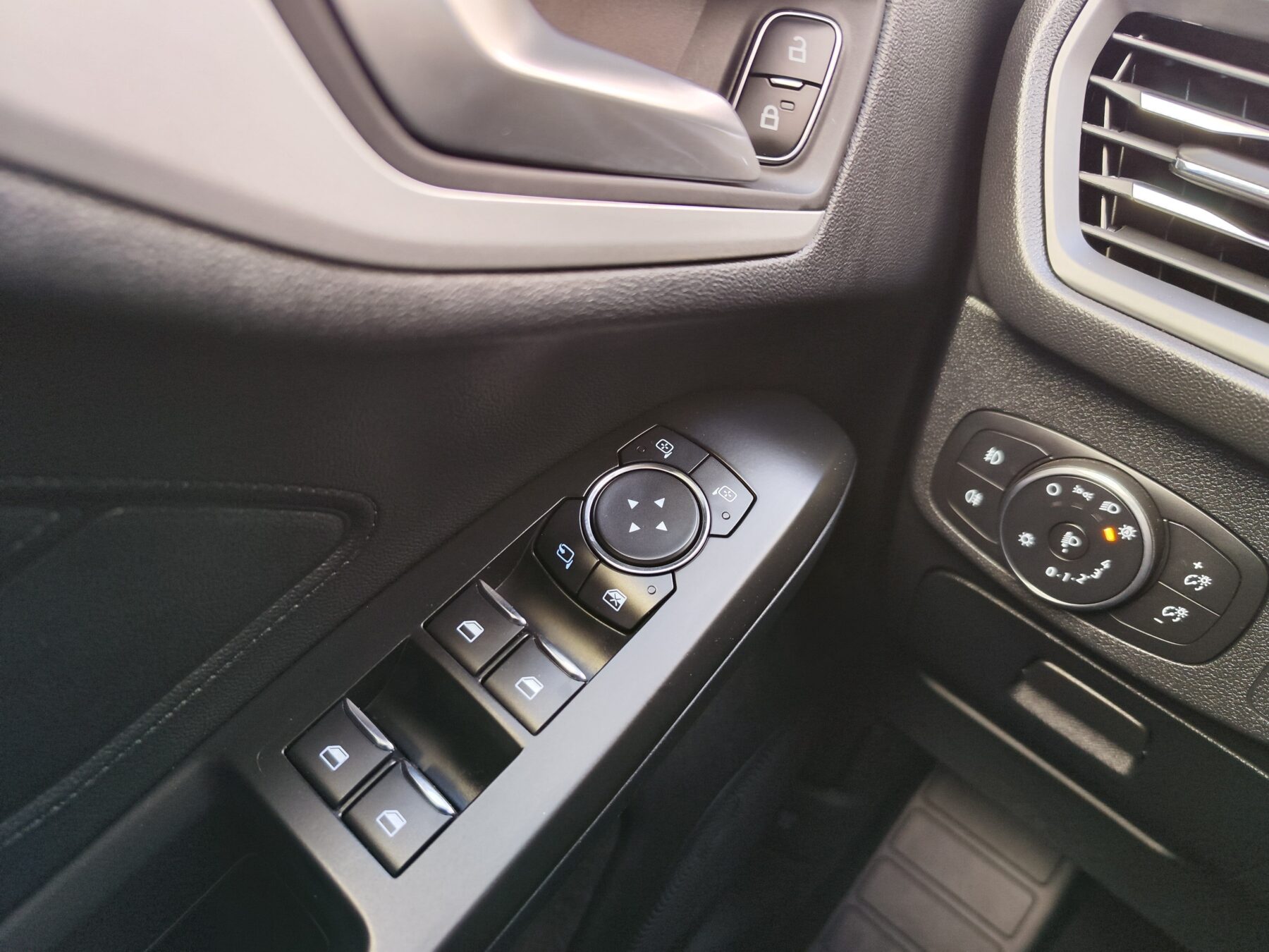 FORD FOCUS Trend+ Sportbreak 1.5 120 CV