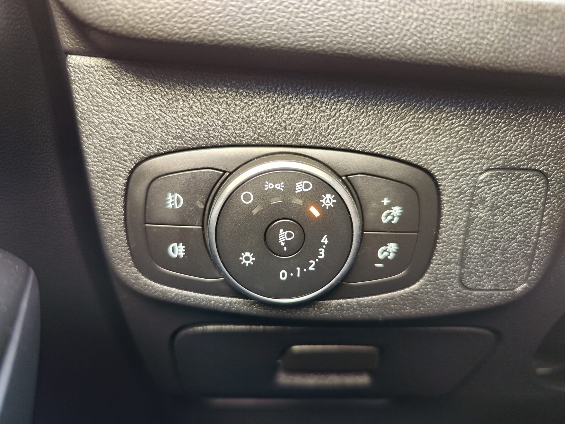 FORD FOCUS Trend+ Sportbreak 1.5 120 CV