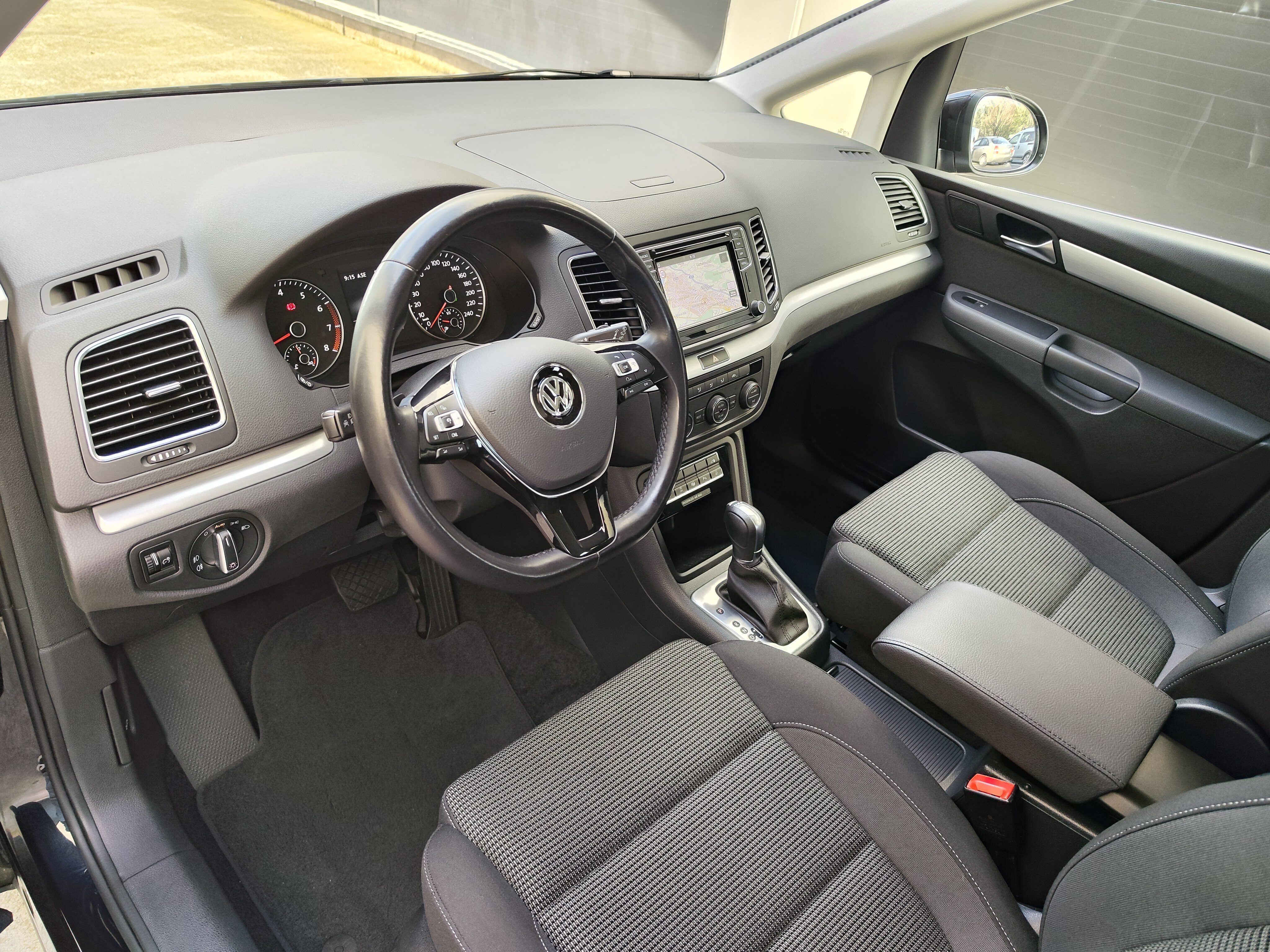 VOLKSWAGEN Advance 1.4 TSI DSG 150 CV 