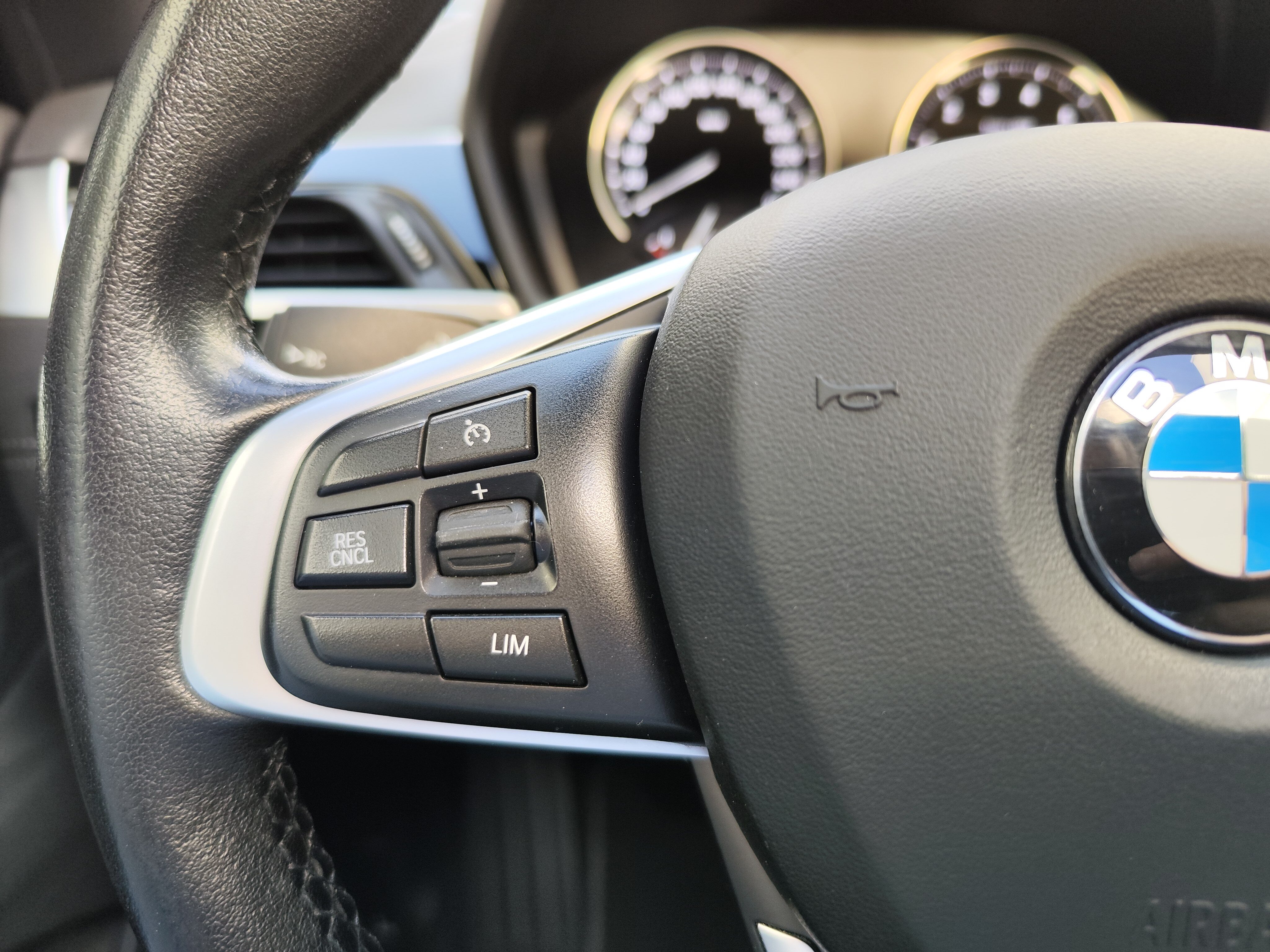 BMW X2 sDrive18i Auto 136 CV