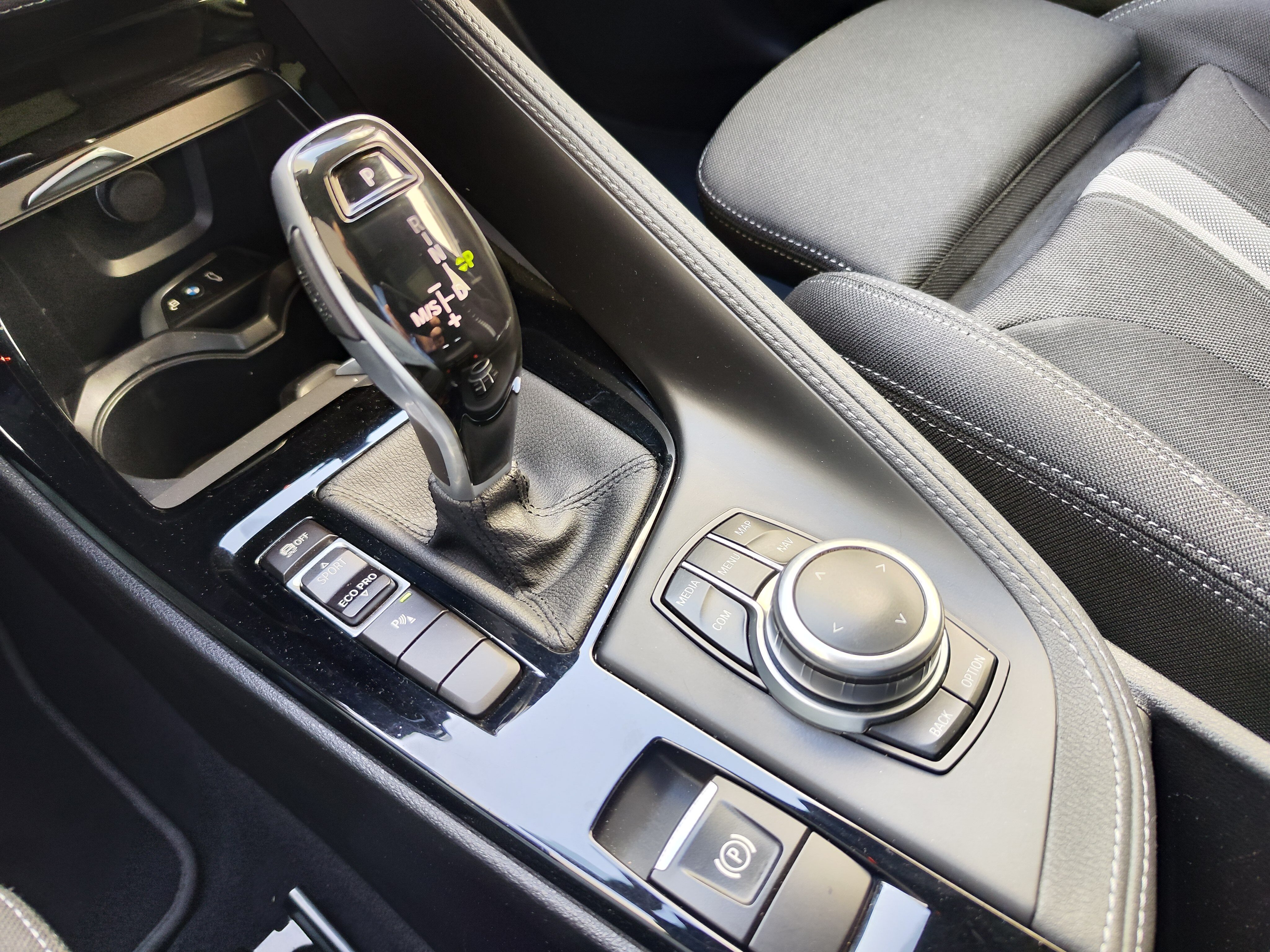 BMW X2 sDrive18i Auto 136 CV