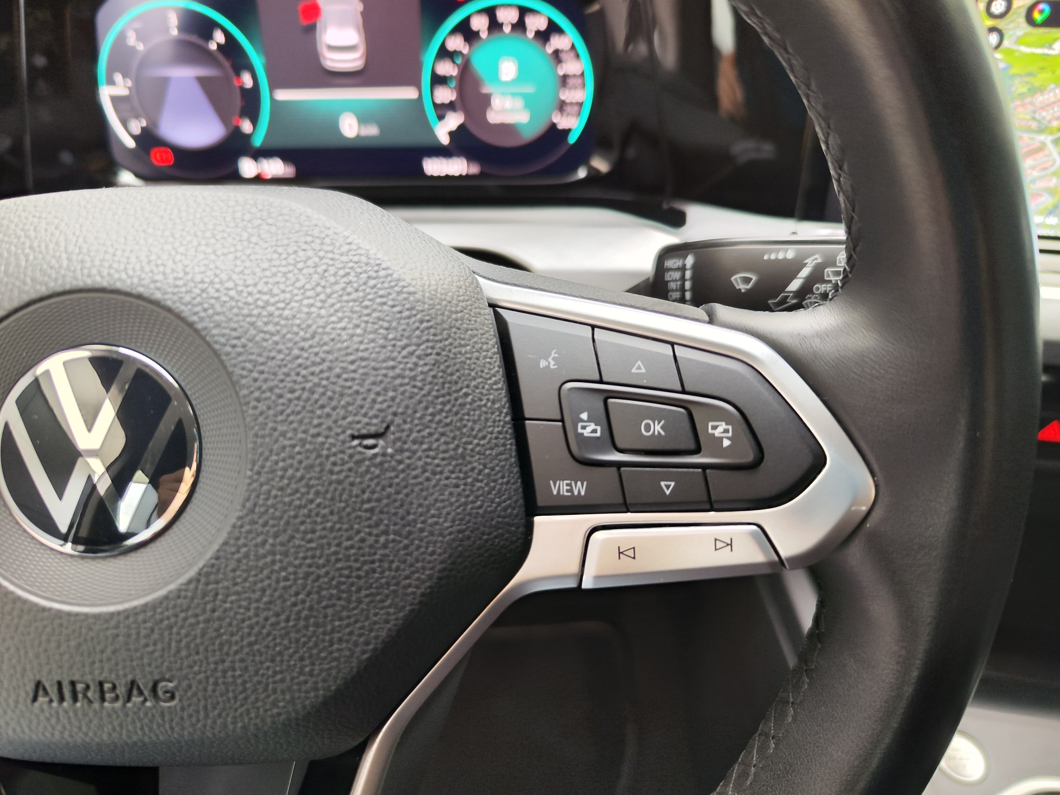 VOLKSWAGEN Golf Life 2.0 TDI 115 CV