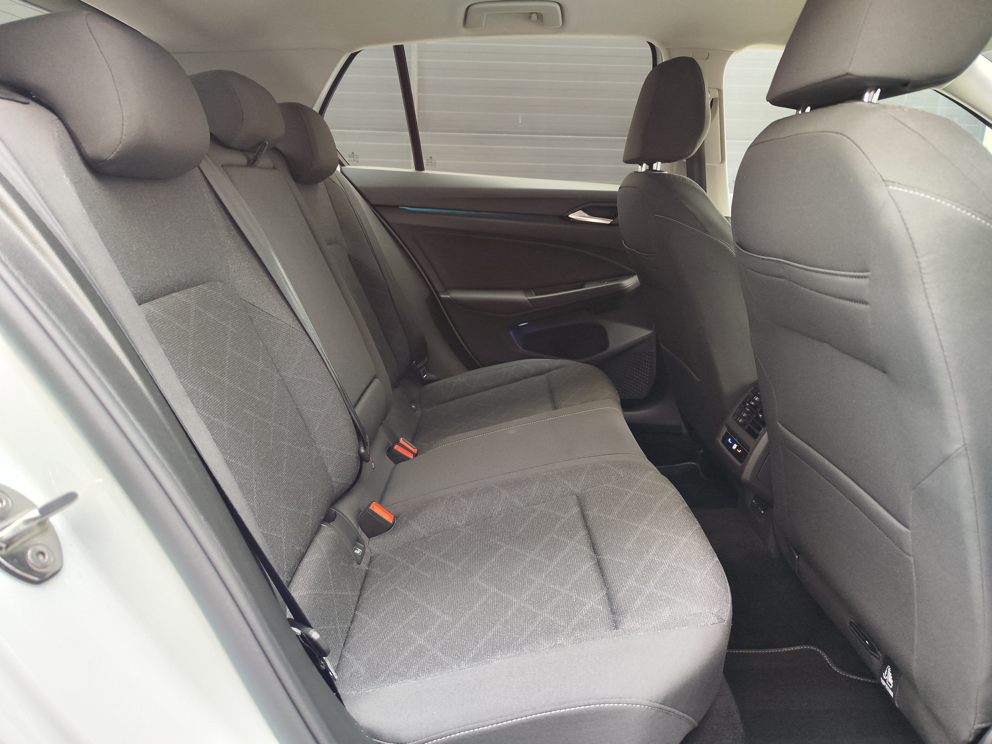 VOLKSWAGEN Golf Life 2.0 TDI 115 CV