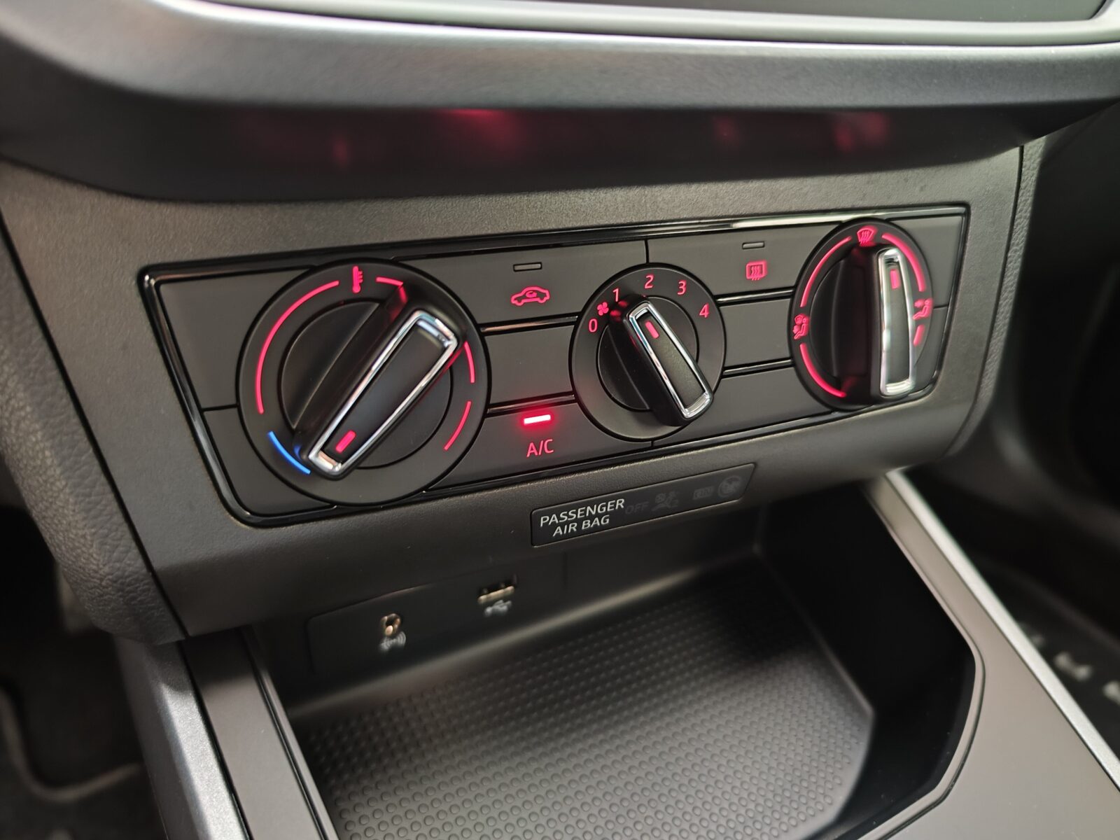 SEAT Arona Style Ecomotive 1.0 TSI 95 CV