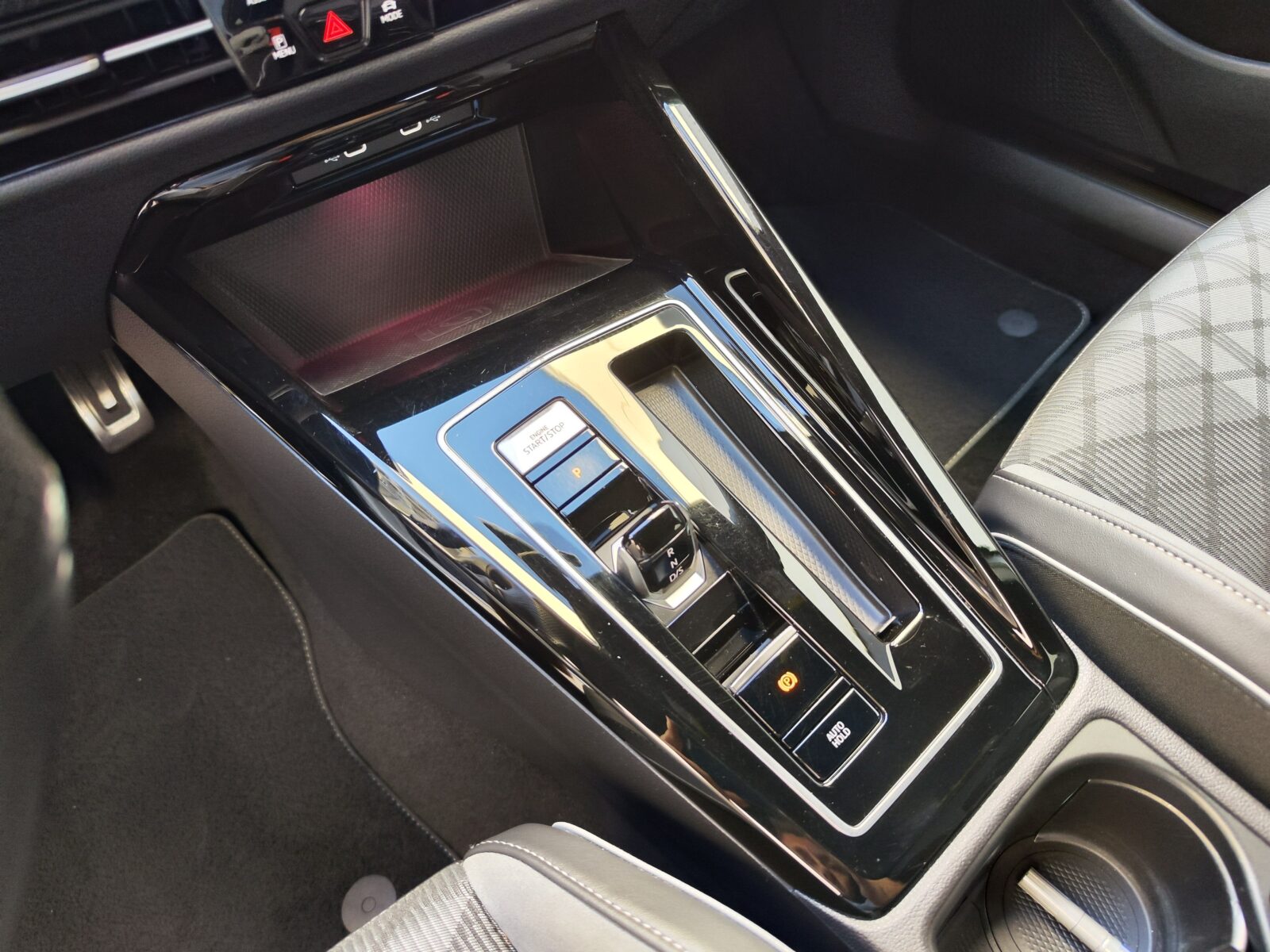 VOLKSWAGEN Golf Variant R-Line 2.0 TDI DSG 150 CV