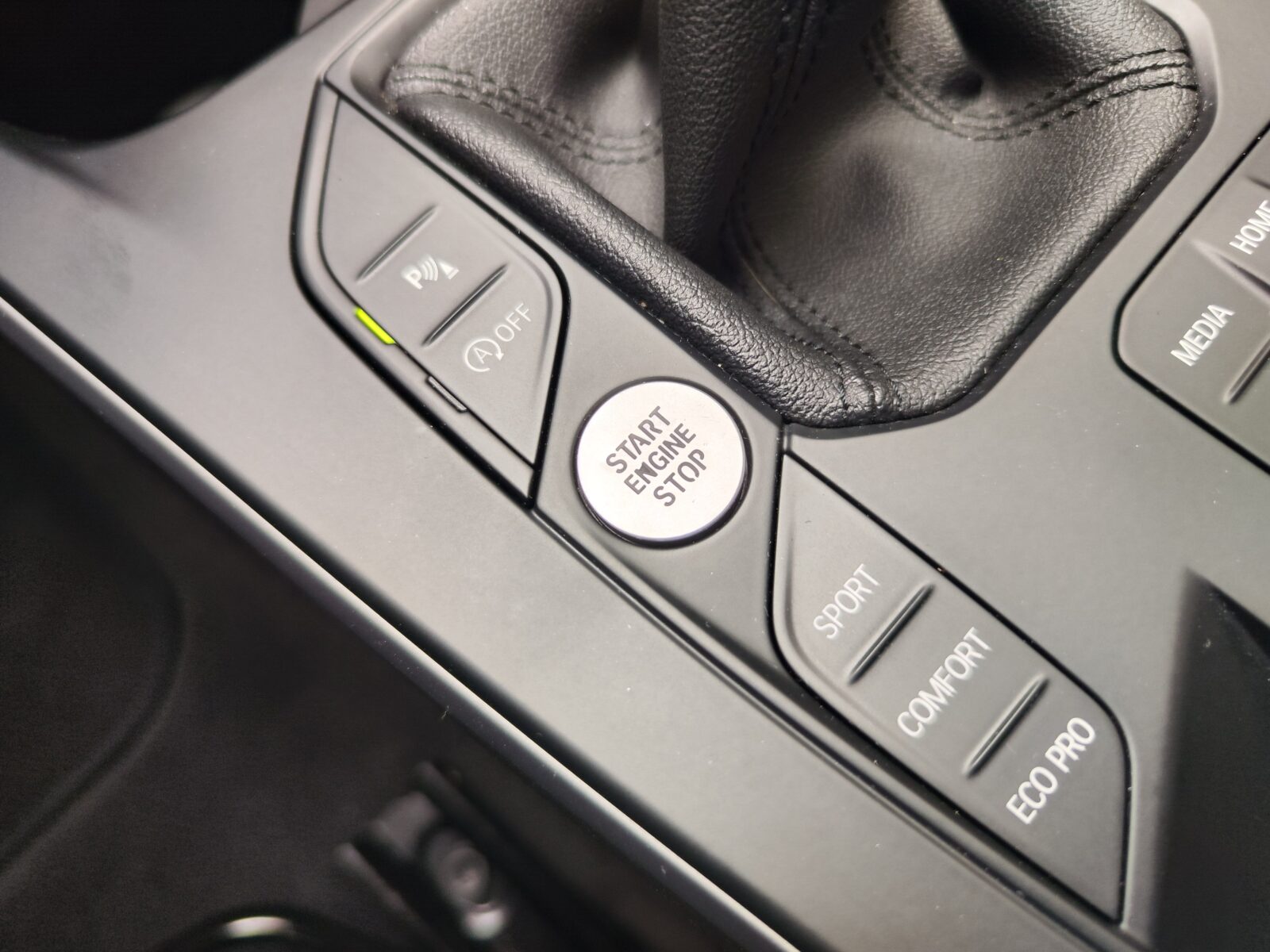 BMW Serie 1 118i 140 CV