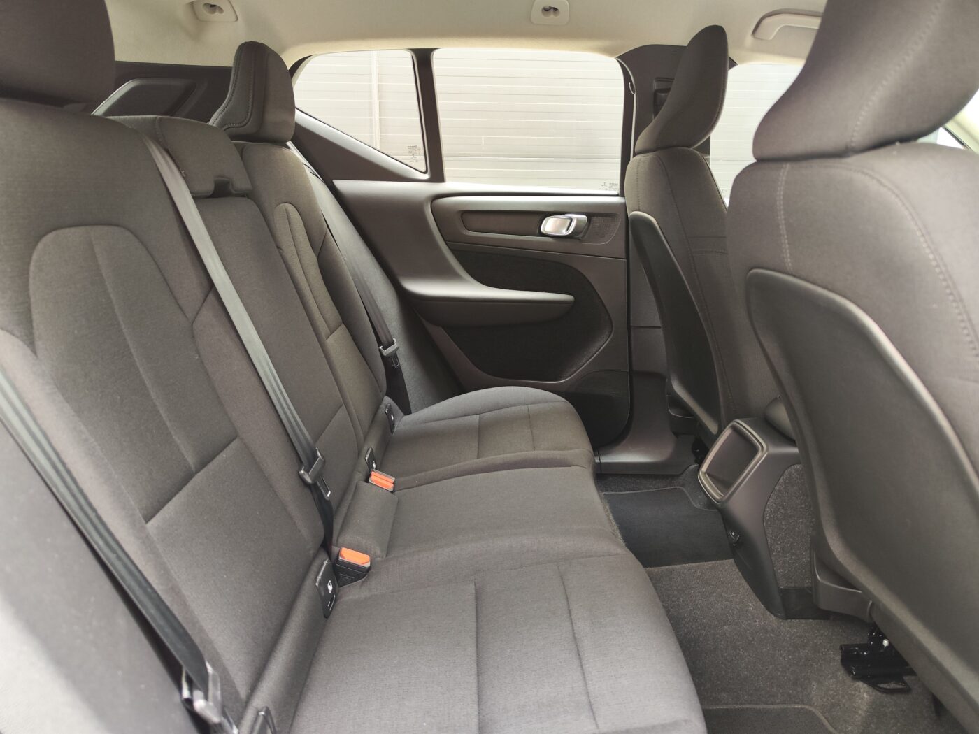 VOLVO XC40 Momentum Core T2 129 CV
