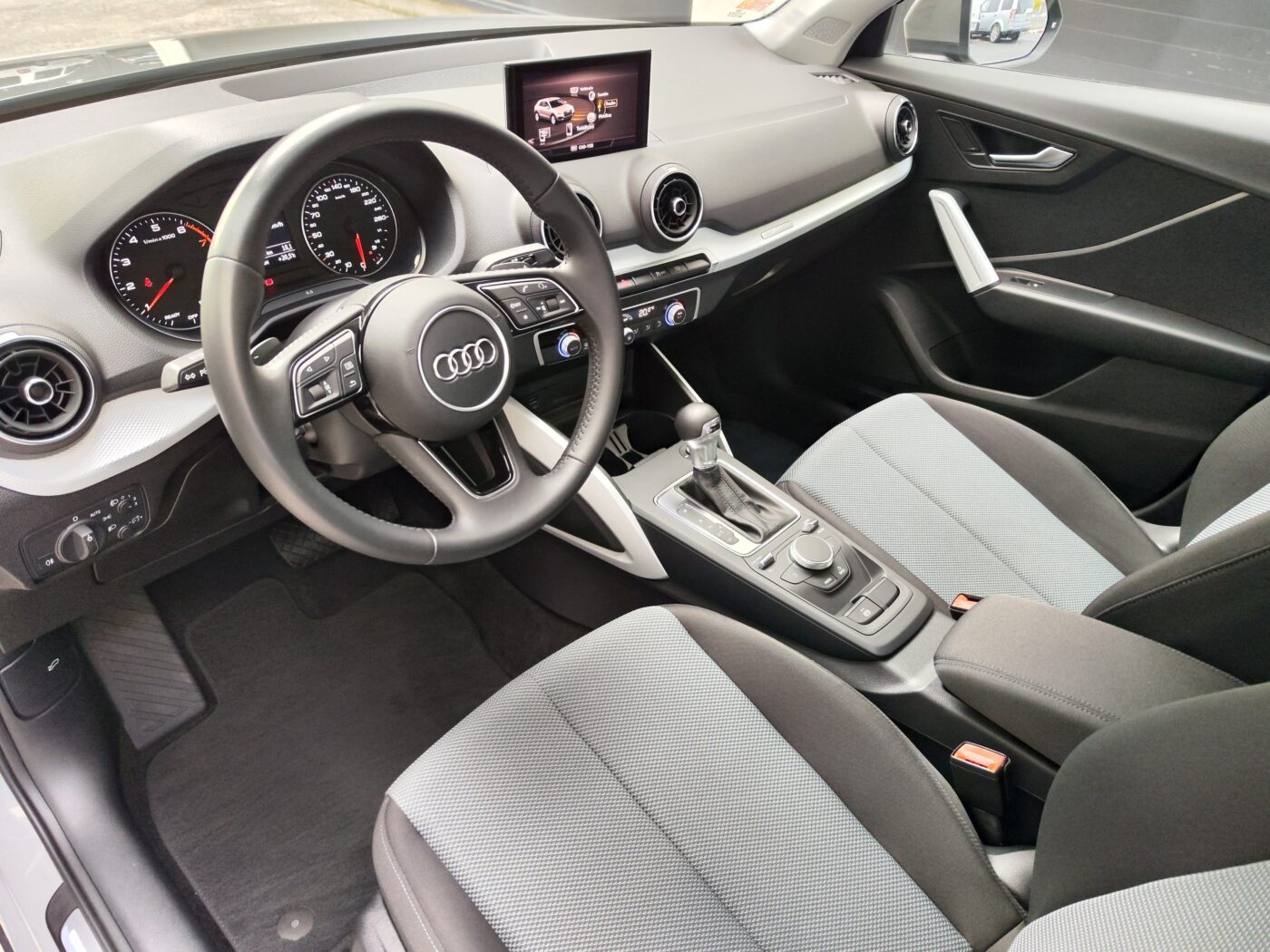 AUDI Q2 Design Stronic 35 TFSI 150 CV