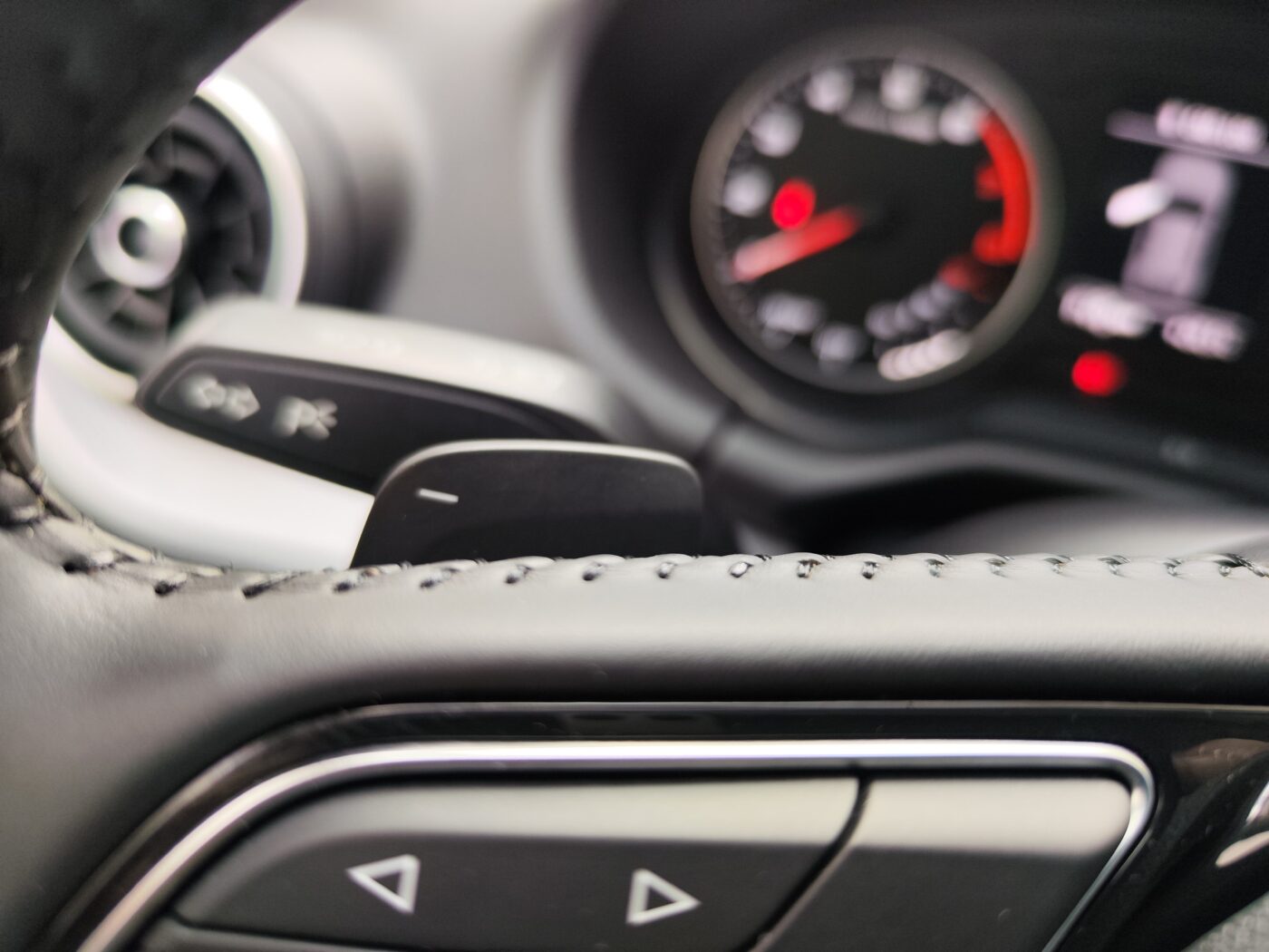 AUDI Q2 Design Stronic 35 TFSI 150 CV