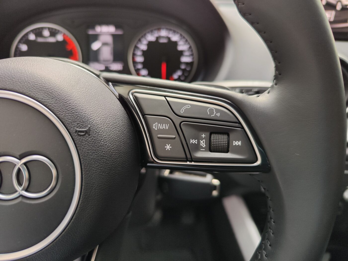 AUDI Q2 Design Stronic 35 TFSI 150 CV