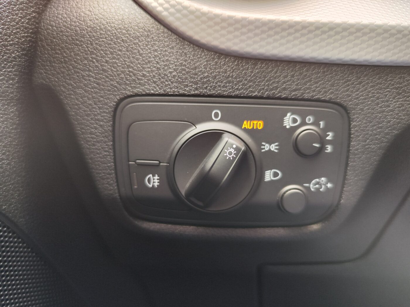 AUDI Q2 Design Stronic 35 TFSI 150 CV